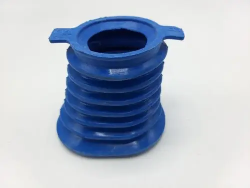 Blaue elastische Dichtung mit mehreren Rillen, designed für Rücklaufrohre, hergestellt von Remeha.